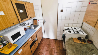 Rodinný dům 2+1 a 4+1, k bydlení nebo jako ubytovna, pozemek 236 m2 #16