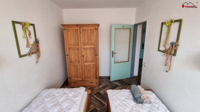 Rodinný dům 5+kk se zahradou a garáží, po část.  rekonstrukci, CP 165 m2, k pronájmu #10