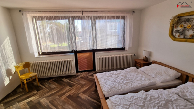 Rodinný dům 5+kk se zahradou a garáží, po část.  rekonstrukci, CP 165 m2, k pronájmu #7