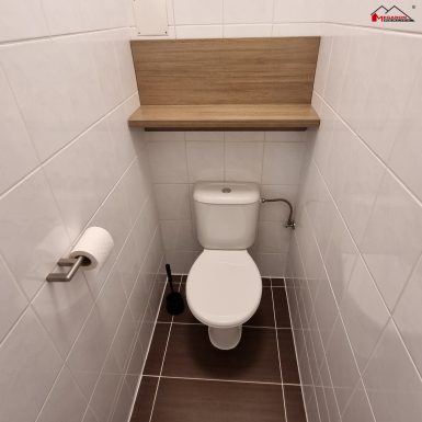 OV 2+kk s balkónem, zděný, vlastní topení, po rekonstrukci, 2.NP/6 , 57 m2, k pronájmu #8