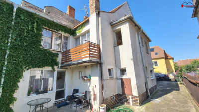 Rodinný dům 3+kk a 4+1, garáž, zahradní domek se sklepem, zahrada,  pozemek 357 m2 #1