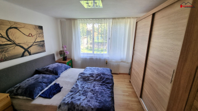 Rodinný dům 3+kk a 4+1, garáž, zahradní domek se sklepem, zahrada,  pozemek 357 m2 #9