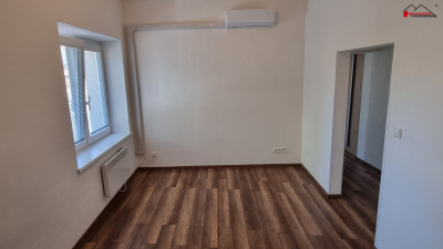 OV byt 3+1, po rekonstrukci, 1.NP/2, 56,3 m2, k pronájmu #1